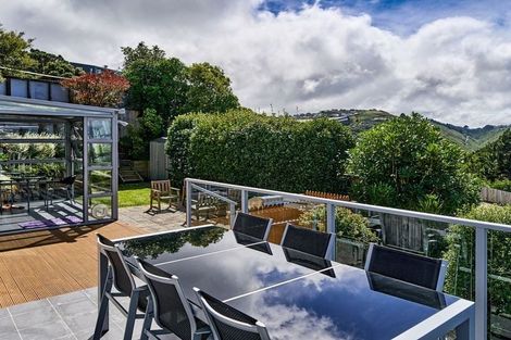 Photo of property in 102 Homebush Road, Khandallah, Wellington, 6035
