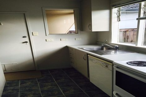 Photo of property in 61 Mellons Bay Road, Mellons Bay, Auckland, 2014