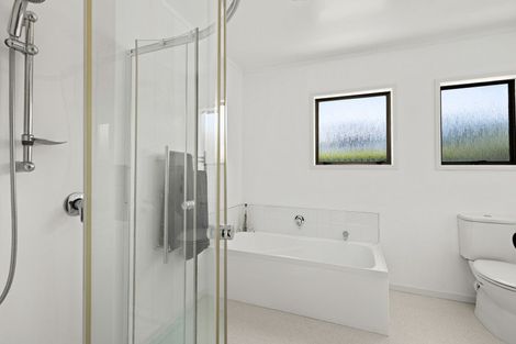 Photo of property in 10 Tara Place, Snells Beach, 0920