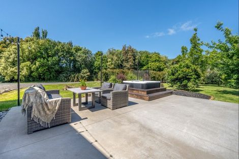 Photo of property in 69 Clevedon Kawakawa Road, Clevedon, Papakura, 2585