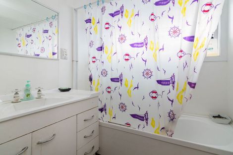 Photo of property in 5 Paterson Grove, Pukehangi, Rotorua, 3015