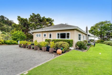 Photo of property in 755 Main North Road, Bay View, Napier, 4182