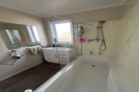 Photo of property in 8 Fraser Street, Waikiwi, Invercargill, 9810