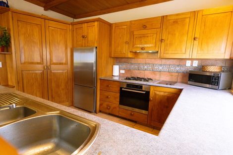 Photo of property in 327 Wanganui Flat Road, Harihari, 7884