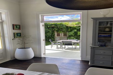 Photo of property in 7 Takarunga Road, Devonport, Auckland, 0624