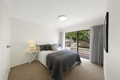 Photo of property in 33 William Bryan Drive, Half Moon Bay, Auckland, 2012