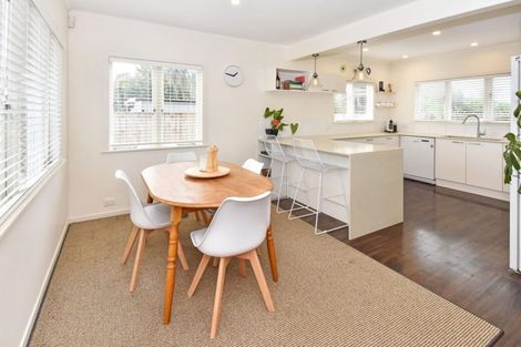 Photo of property in 6 Alpha Street, Papakura, 2110