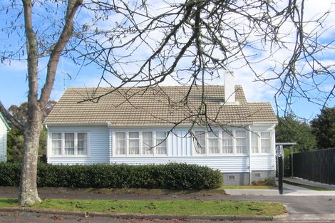 Photo of property in 42 Jellicoe Drive, Hamilton East, Hamilton, 3216