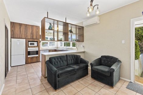 Photo of property in 154 Totara Road, Miramar, Wellington, 6022