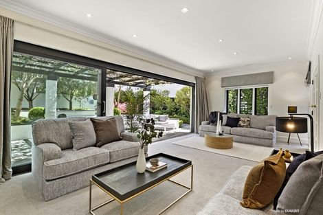 Photo of property in 54b Hobson Street, Thorndon, Wellington, 6011