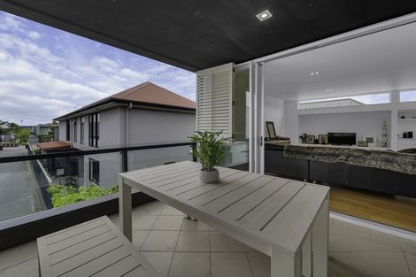 Photo of property in 4/184 Peterborough Street, Christchurch Central, Christchurch, 8013