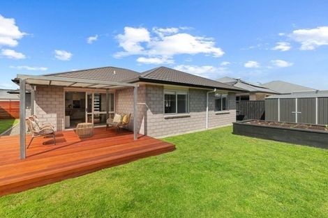 Photo of property in 114 Penetaka Heights, Pyes Pa, Tauranga, 3112