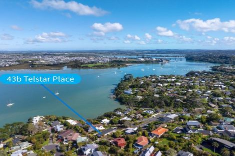 Photo of property in 2/43 Telstar Place, Beach Haven, Auckland, 0626