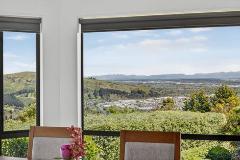 Photo of property in 46 Rockview Place, Mount Pleasant, Christchurch, 8081