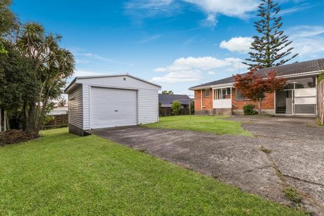 Photo of property in 3/70 Kaurilands Road, Titirangi, Auckland, 0604
