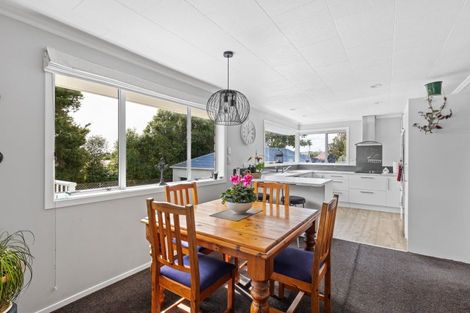 Photo of property in 26 Ngakoti Street, Urenui, 4375