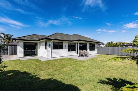 Photo of property in 19 Mcnaughton Place, Onekawa, Napier, 4110