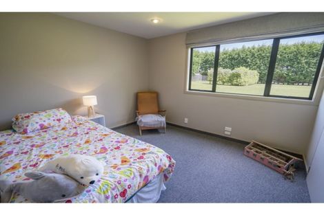 Photo of property in 5 Raeburn Avenue, Otatara, Invercargill, 9879