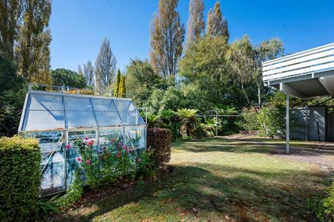 Photo of property in 25 Kinloch Road, Kinloch, Taupo, 3377