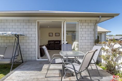 Photo of property in 27 Puhirake Crescent, Pyes Pa, Tauranga, 3112