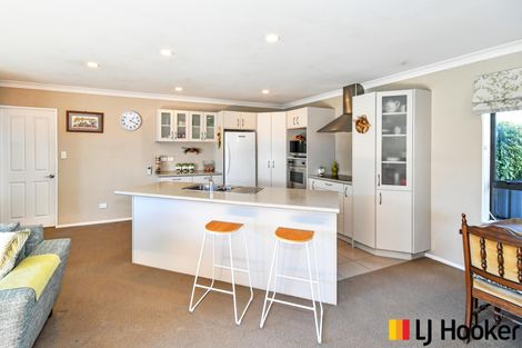 Photo of property in 43a Sandspit Road, Waiuku, 2123