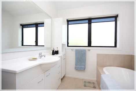 Photo of property in 9a Barber Street, Foxton Beach, Foxton, 4815