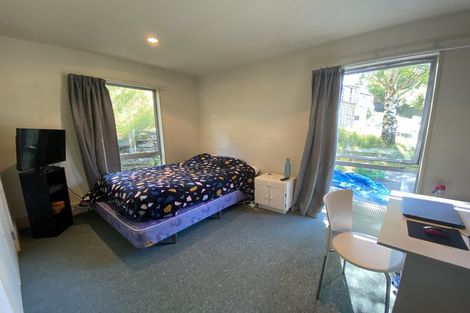 Photo of property in 21 Watts Road, Fernhill, Queenstown, 9300