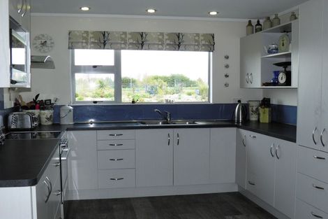 Photo of property in 166 Parsons Road, Weston, Oamaru, 9491