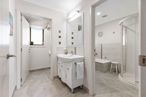 Photo of property in 55 Mortlake Heights, Pyes Pa, Tauranga, 3112