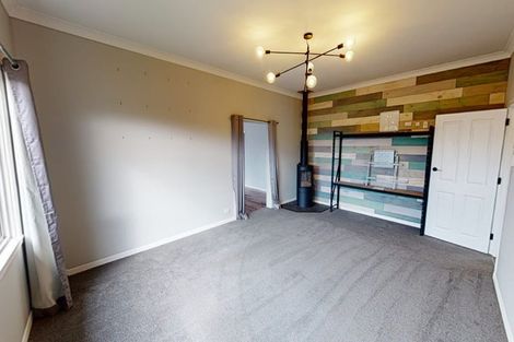 Photo of property in 11 Wilson Street, Bulls, 4818