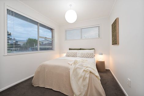 Photo of property in 26a Finlow Drive, Te Atatu South, Auckland, 0610