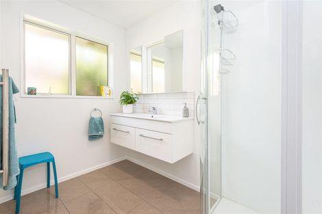 Photo of property in 5 Malthouse Lane, Heathcote Valley, Christchurch, 8022