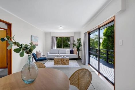 Photo of property in 263a Huatoki Street, Upper Vogeltown, New Plymouth, 4310