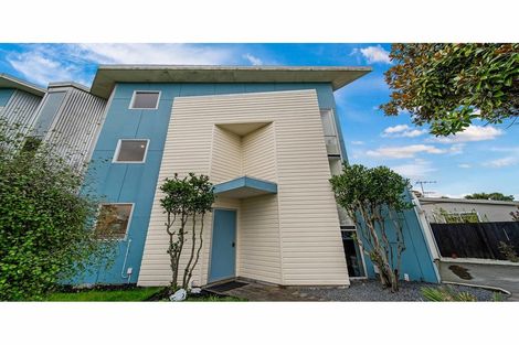 Photo of property in 66 Strickland Street, Sydenham, Christchurch, 8023