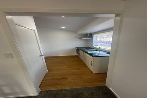 Photo of property in 14 Elsted Place, Goodwood Heights, Auckland, 2105