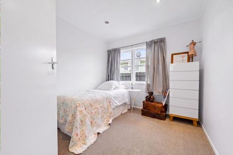 Photo of property in 35 Riverhead Road, Kumeu, 0810