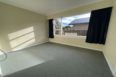 Photo of property in 1 Robert Street, Otatara, Invercargill, 9879