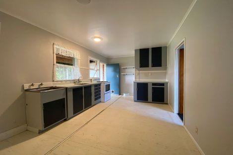 Photo of property in 30 Dakota Avenue, Beach Haven, Auckland, 0626