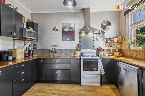 Photo of property in 62 Middleton Road, Kew, Dunedin, 9012