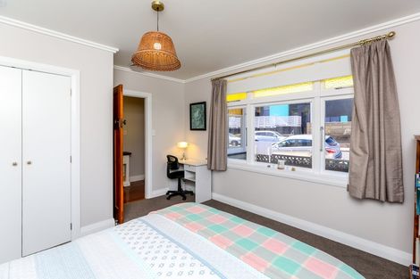 Photo of property in 18 Aubrey Street, New Plymouth, 4310