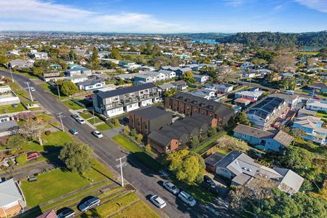Photo of property in 12 Fairclough Road, Beach Haven, Auckland, 0626