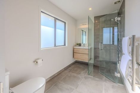 Photo of property in 6 Rua Street, Albert Town, Wanaka, 9305