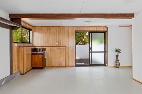 Photo of property in 2 Morlie Place, Torbay, Auckland, 0630