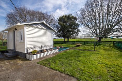 Photo of property in 4933 State Highway 2, Ngatea, 3597