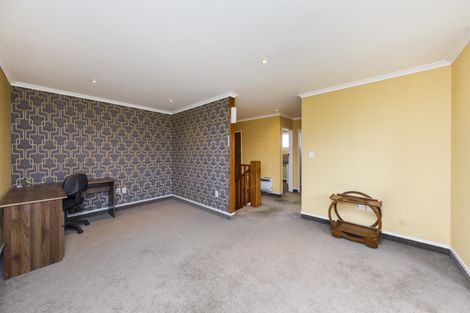 Photo of property in 52 John F Kennedy Drive, Milson, Palmerston North, 4414