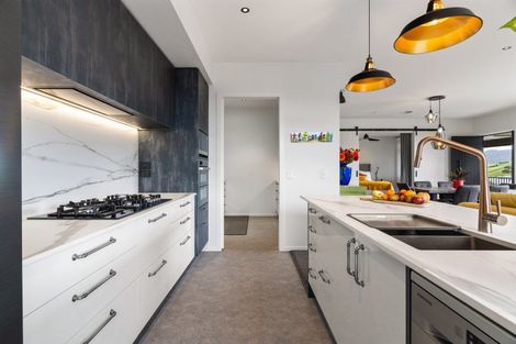 Photo of property in 1 Rewarewa Rise, Whangamata, 3691