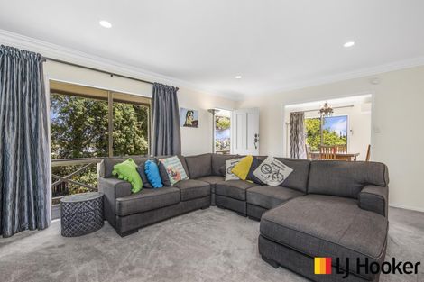 Photo of property in 15 Syntax Place, Conifer Grove, Takanini, 2112