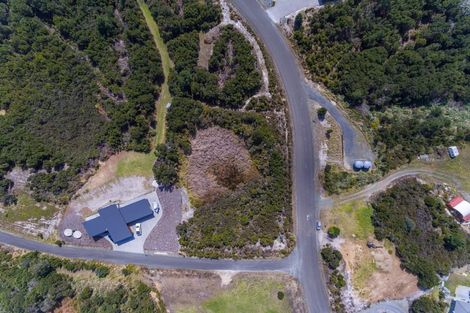 Photo of property in 103 Stratford Drive, Cable Bay, 0420