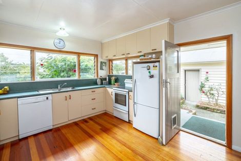 Photo of property in 12 Weka Place, Masterton, 5810