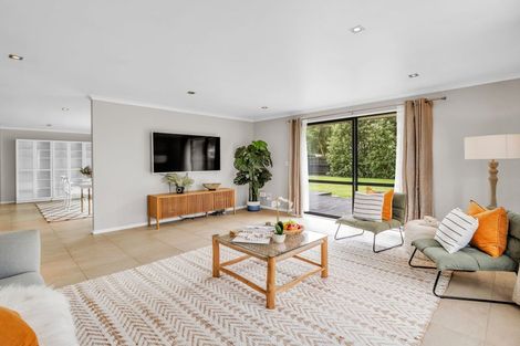 Photo of property in 107 High Street, Oxford, 7430